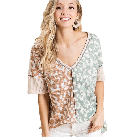 01 Cozy Leopard Print Waffle Knit Oversized Top - Picture 5 of 5